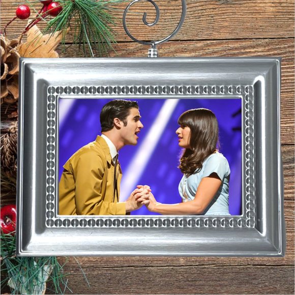 Glee Cast TV Series Television Show Memorabilia Christmas Tree Ornament - Picture 1 of 3